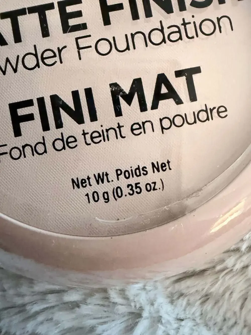 RK by Kiss Never Touch Up Matte Finish Powder Foundation in Ivory (RMPFN02)